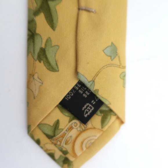 vtg LEONARD PARIS Silk Tie Heraldic print Dessin #71067 - Picture 5 of 5